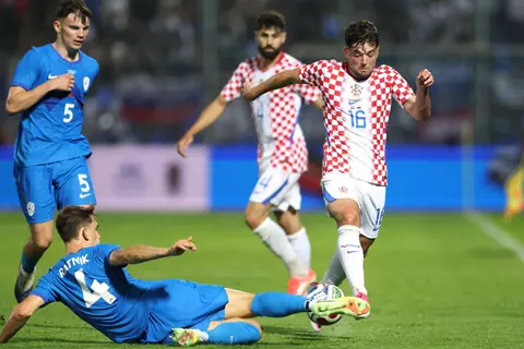 في اللحظات الأخيرة.. منتخب كرواتيا يضرب سلوفينيا استعدادًا لمونديال 2026